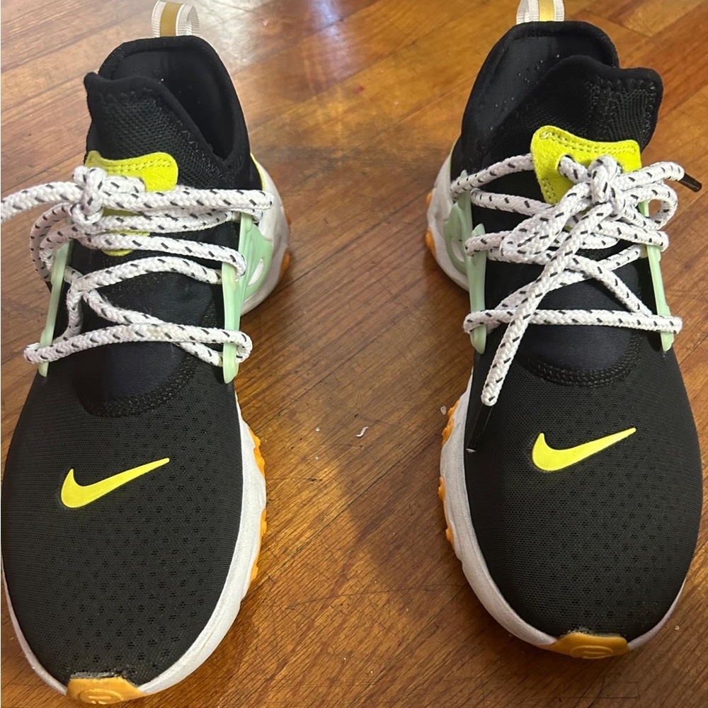Nike Prestos